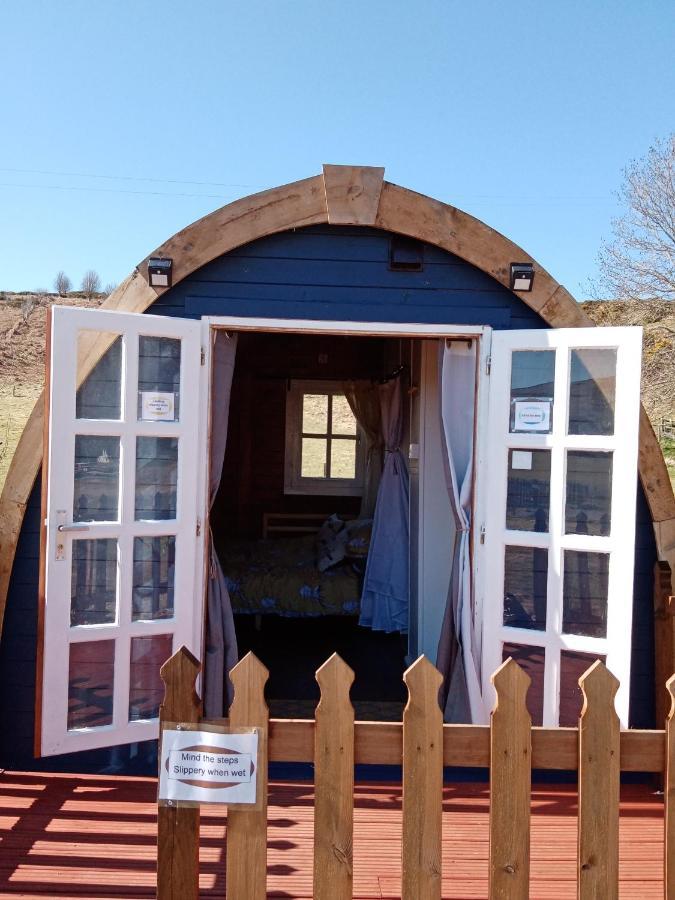 Wee Hoose Glamping 3 호텔 Kinbrace 외부 사진